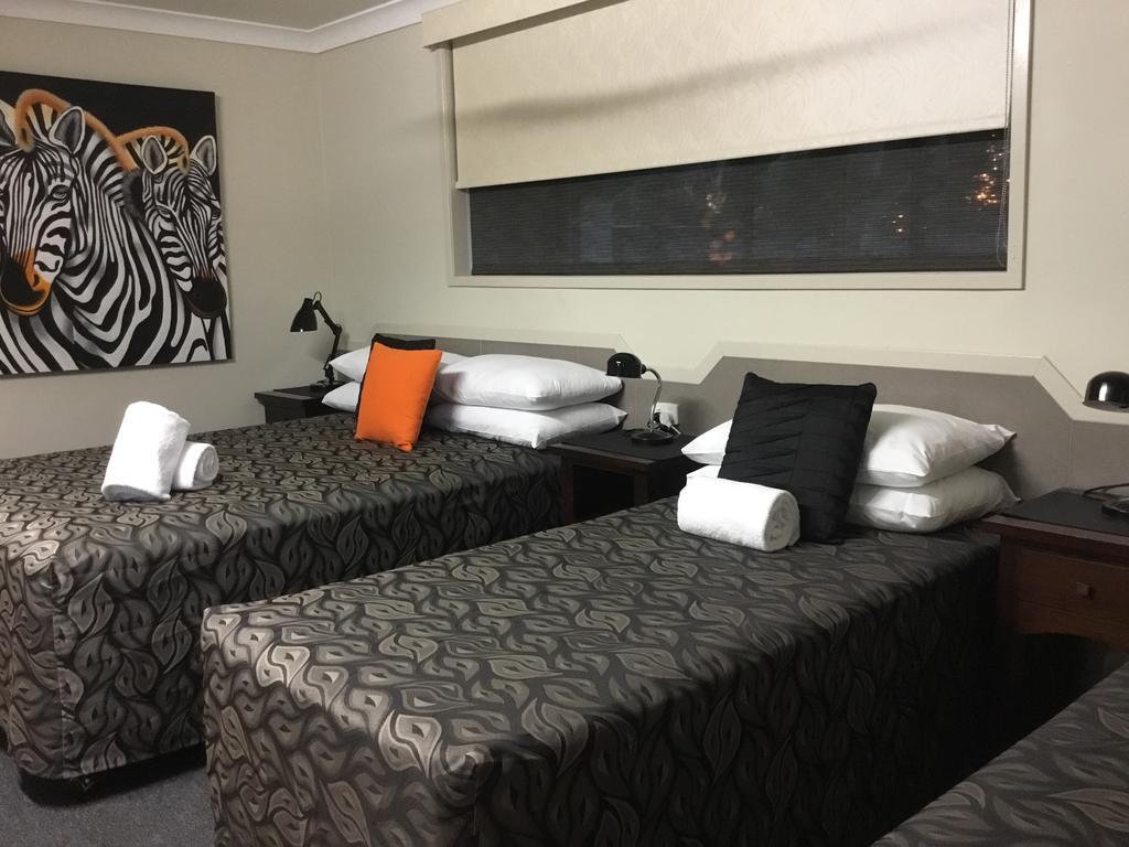 黄金棕榈汽车旅馆 班达伯格 外观 照片